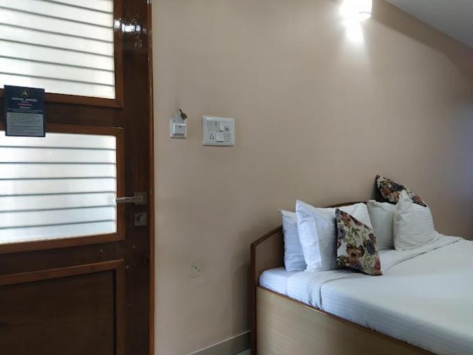 Hotel Angel Assam Tezpur ภายนอก รูปภาพ